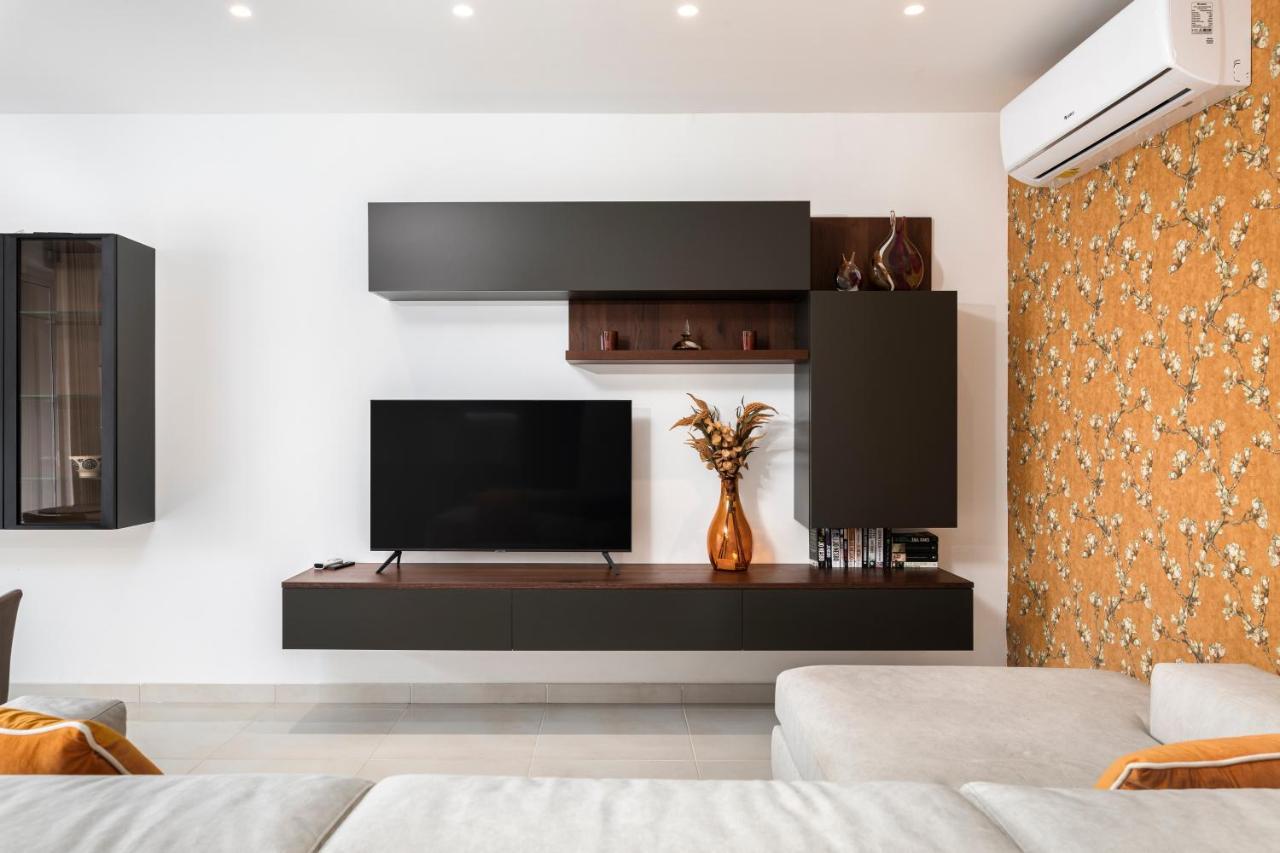 Modern 3Br Stylish Apartment With Large Balcony - Close To St Julians And St Georges Bay Is-Swieqi Exterior photo