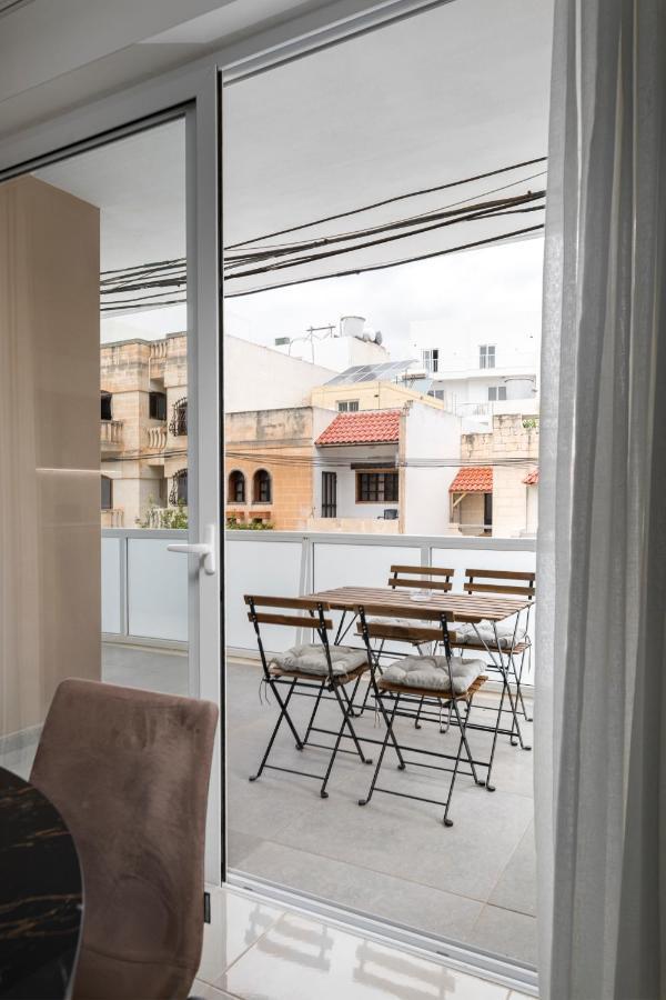 Modern 3Br Stylish Apartment With Large Balcony - Close To St Julians And St Georges Bay Is-Swieqi Exterior photo